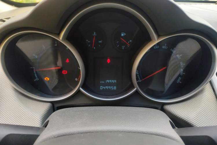 Used Chevrolet Cruze 2009 1.6L SE MT Instrument Cluster