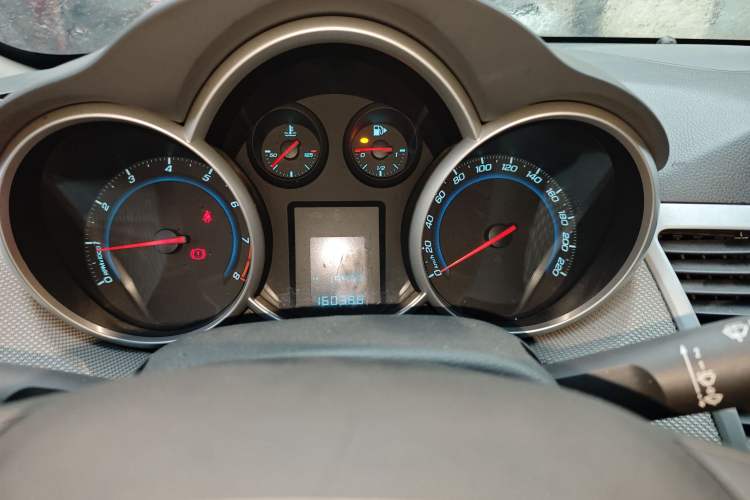 Used Chevrolet Cruze 2009 1.6L SE MT Instrument Cluster