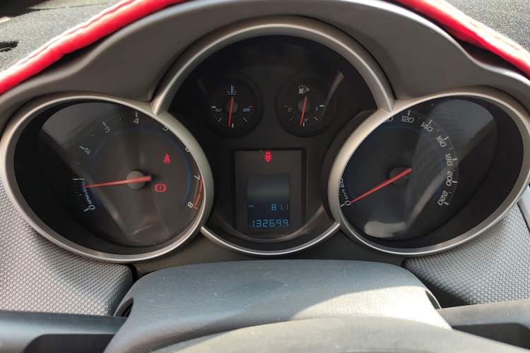 Used Chevrolet Cruze 2009 1.6L SE MT Instrument Cluster