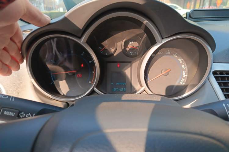 Used Chevrolet Cruze 2009 1.6L SL MT Instrument Cluster