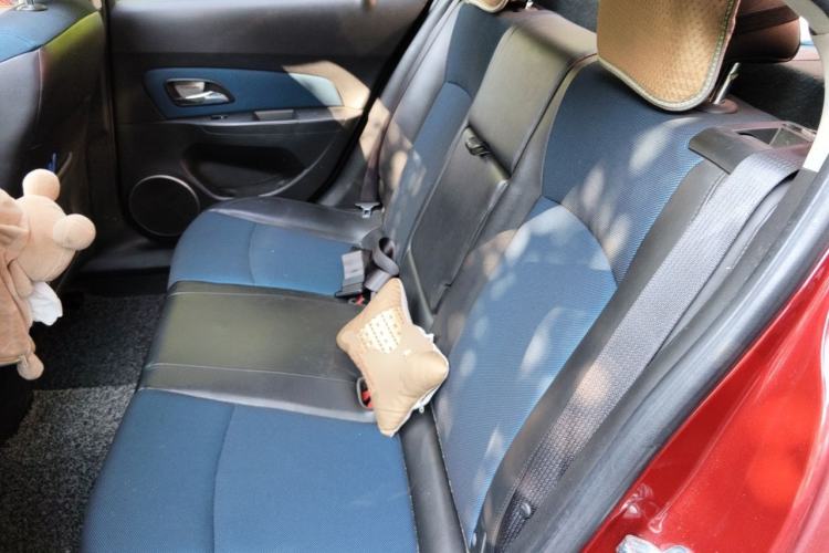 Used Chevrolet Cruze 2009 1.6L SE MT Left Rear Seat