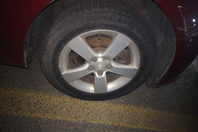 Used Chevrolet Cruze 2009 1.8L SE AT Right Front Wheel Hub