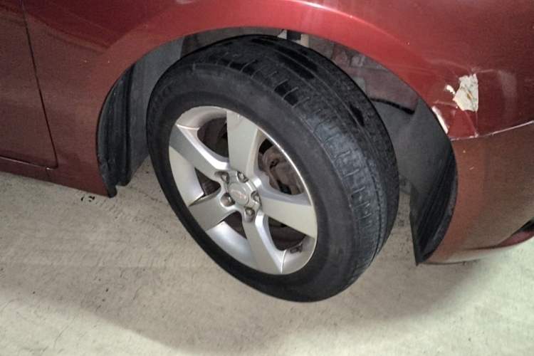 Used Chevrolet Cruze 2009 1.6L SE Automatic Right Front Wheel Hub