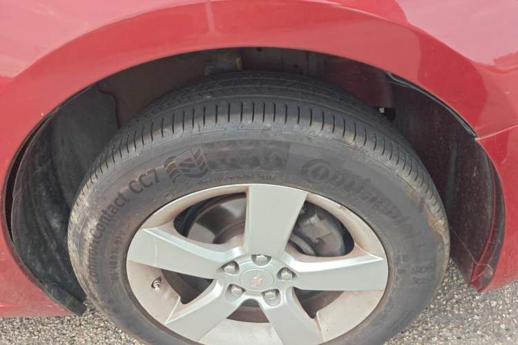 Used Chevrolet Cruze 2009 1.8L SE AT Right Front Wheel Hub