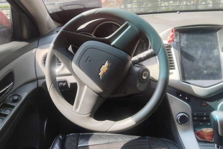 Used Chevrolet Cruze 2009 1.6L SE Automatic Steering Wheel