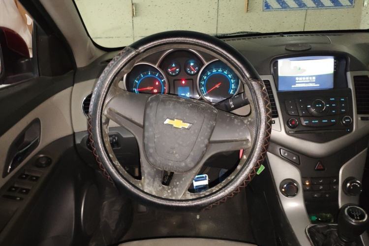 Used Chevrolet Cruze 2009 1.6L SE MT Steering Wheel