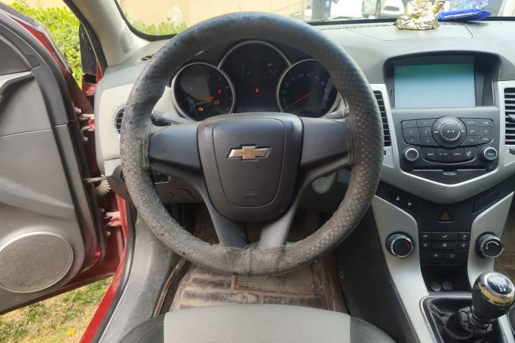 Used Chevrolet Cruze 2009 1.6L SE MT Steering Wheel