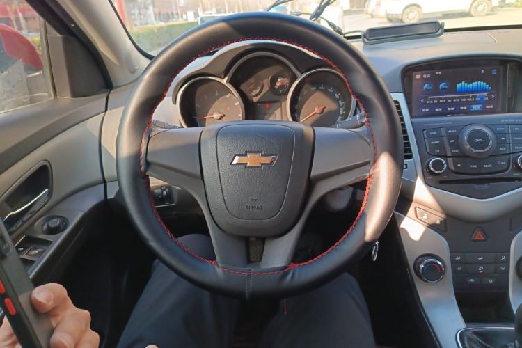 Used Chevrolet Cruze 2009 1.6L SL MT Steering Wheel