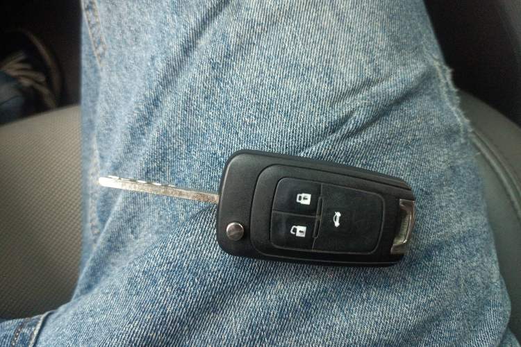 Used Chevrolet Cruze 2009 1.8L SE AT Vehicle Key
