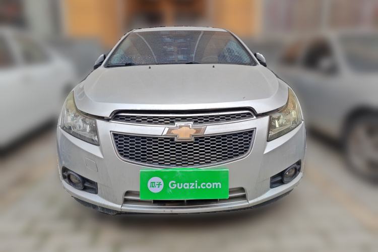 Used Chevrolet Cruze 2009 1.6L SE MT Front