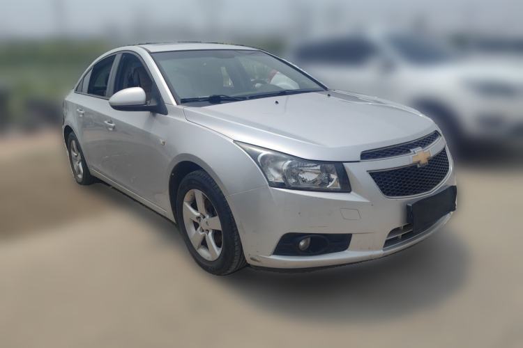 Used Chevrolet Cruze 2009 1.6L SE MT Front Right 45 Deg