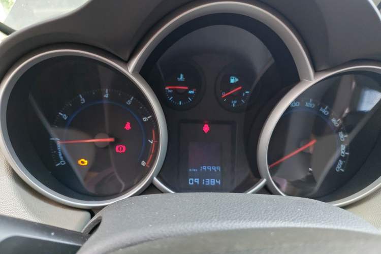 Used Chevrolet Cruze 2009 1.6L SL MT Instrument Cluster