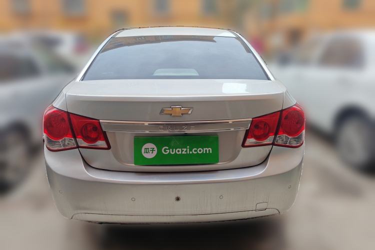 Used Chevrolet Cruze 2009 1.6L SE MT Rear