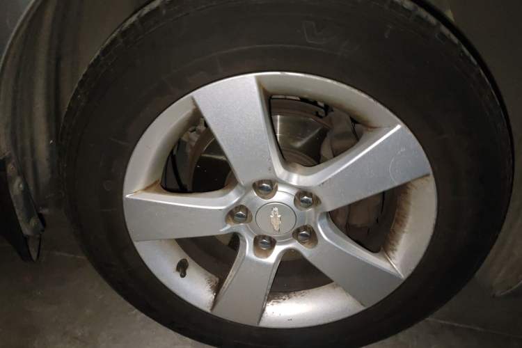 Used Chevrolet Cruze 2009 1.6L SE Automatic Right Front Wheel Hub