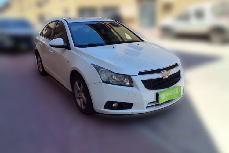 Used Chevrolet Cruze 2009 1.6L SE MT Front Right 45 Deg