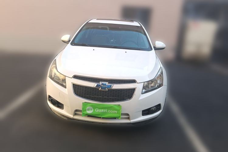 Used Chevrolet Cruze 2009 1.6L SE MT Front