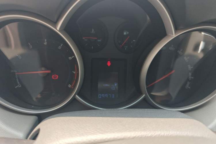 Used Chevrolet Cruze 2009 1.6L SE MT Instrument Cluster