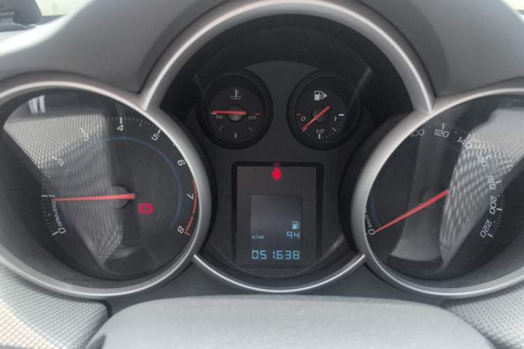 Used Chevrolet Cruze 2009 1.6L SE MT Instrument Cluster