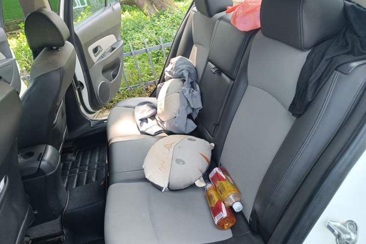 Used Chevrolet Cruze 2009 1.6L SE Automatic Left Rear Seat