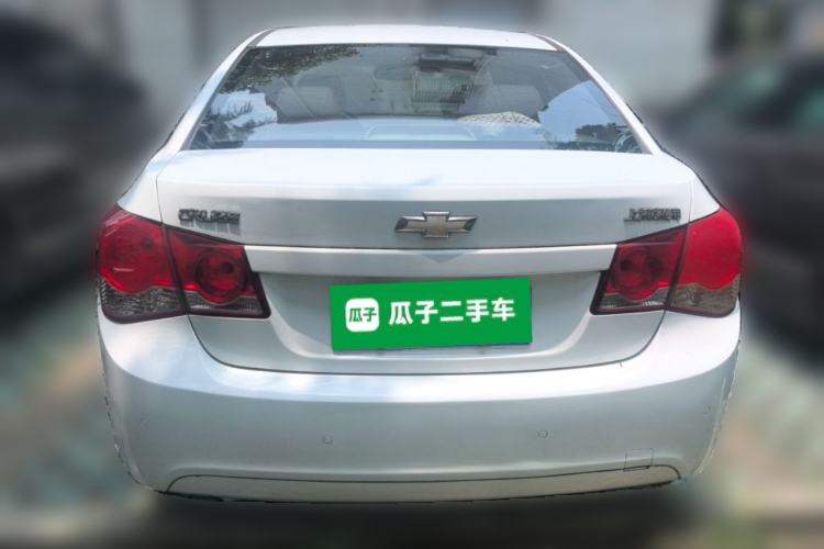 Used Chevrolet Cruze 2009 1.6L SE MT Rear