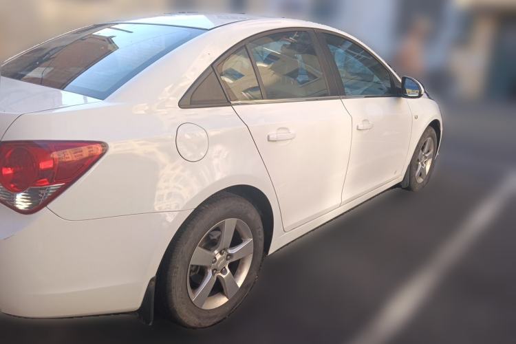 Used Chevrolet Cruze 2009 1.6L SE MT Rear Right 45 Deg