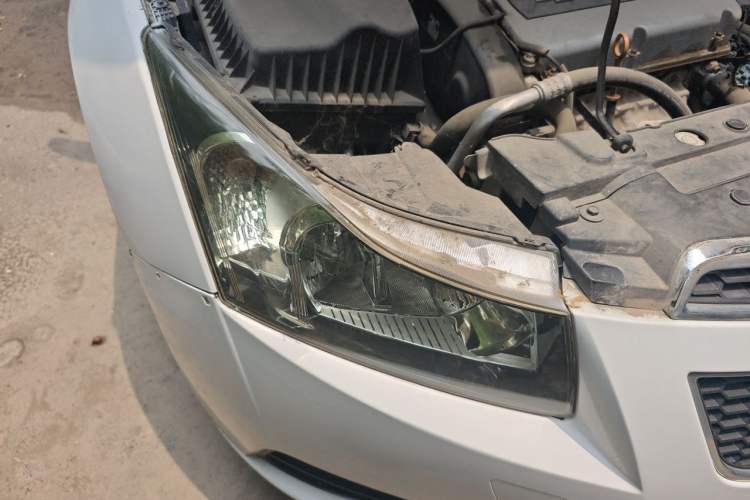 Used Chevrolet Cruze 2009 1.6L SE MT Right Front Headlight