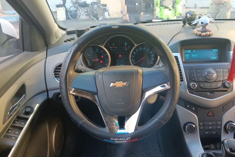 Used Chevrolet Cruze 2009 1.6L SE MT Steering Wheel