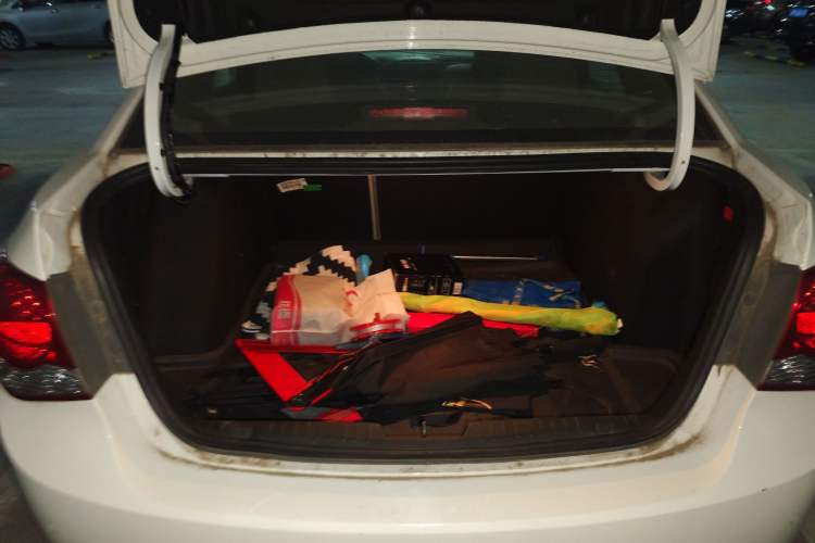 Used Chevrolet Cruze 2009 1.8L SX Automatic Trunk