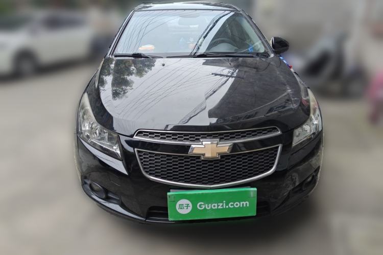 Used Chevrolet Cruze 2010 1.6L SL Grand Touring Edition MT Front