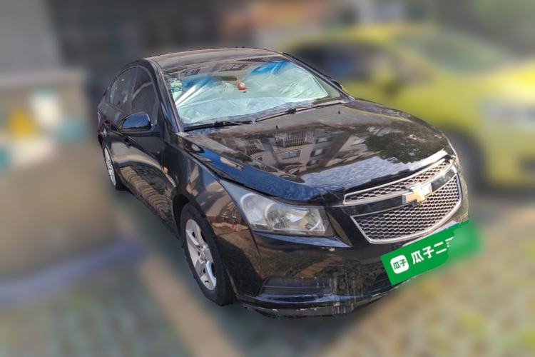 Used Chevrolet Cruze 2010 1.6L SL Grand Touring Edition MT Front Right 45 Deg