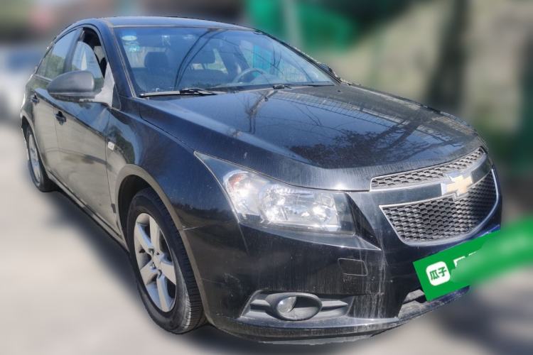Used Chevrolet Cruze 2010 1.6L SL Grand Touring Edition MT Front Right 45 Deg