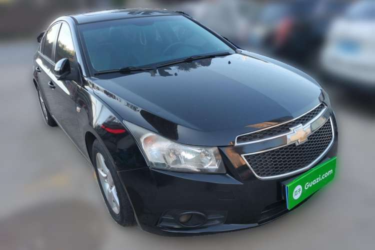 Used Chevrolet Cruze 2010 1.6L SL Grand Touring Edition MT Front Right 45 Deg