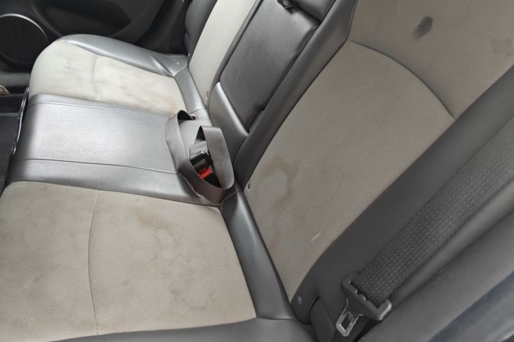 Used Chevrolet Cruze 2010 1.6L SL Grand Touring Edition MT Left Rear Seat