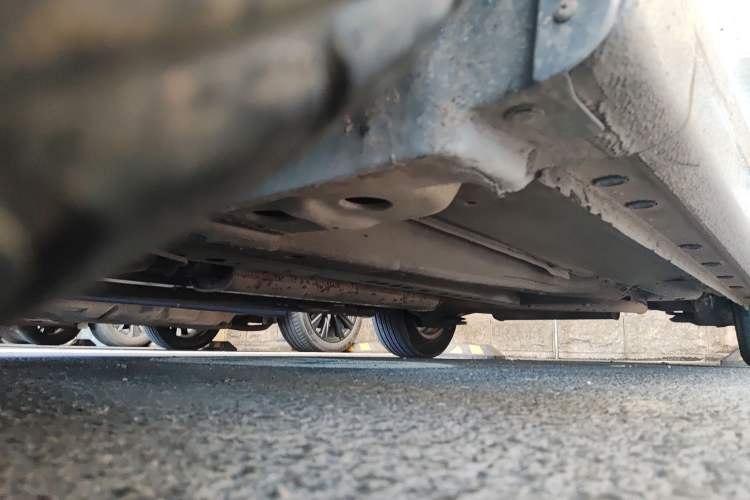 Used Chevrolet Cruze 2010 1.6L SL Grand Touring Edition MT Chassis Front Left