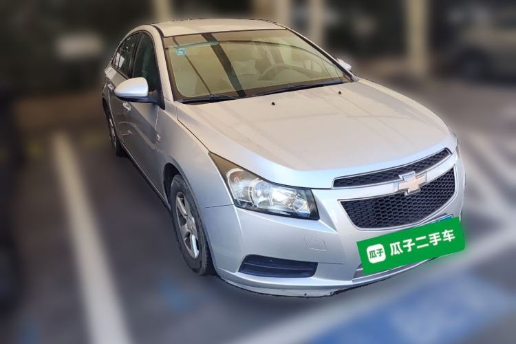 Used Chevrolet Cruze 2010 1.6L SL Grand Touring Edition MT Front Right 45 Deg