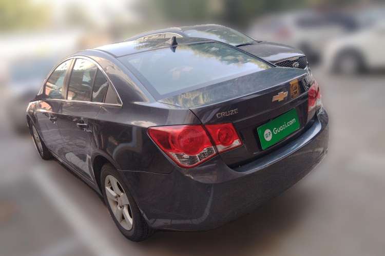 Used Chevrolet Cruze 2010 1.6L SL Grand Touring Edition MT Rear Left 45 Deg