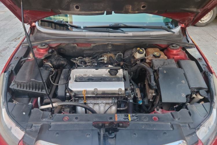 Used Chevrolet Cruze 2010 1.6L SL Grand Touring Edition MT Engine Bay