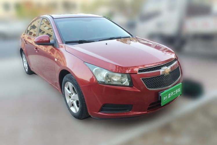Used Chevrolet Cruze 2010 1.6L SL Grand Touring Edition MT Front Right 45 Deg