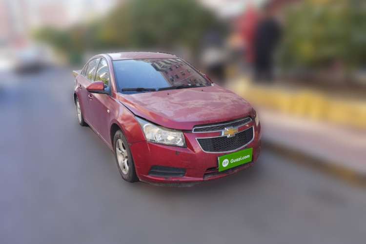 Used Chevrolet Cruze 2010 1.6L SL Grand Touring Edition MT Front Right 45 Deg
