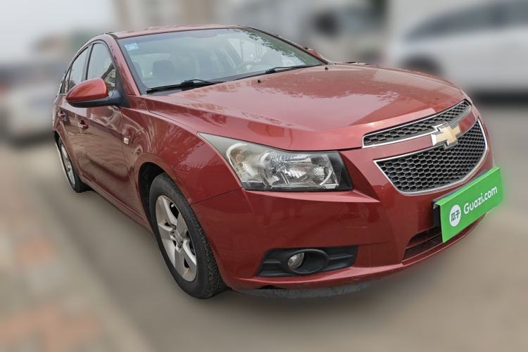 Used Chevrolet Cruze 2010 1.6L SL Grand Touring Edition MT Front Right 45 Deg