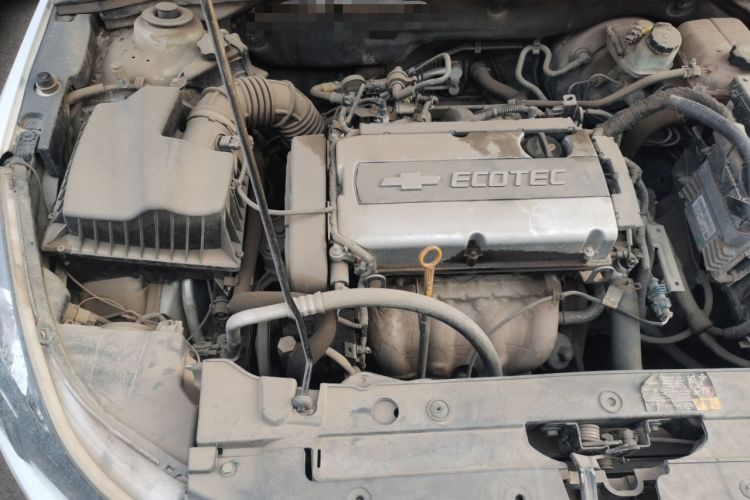 Used Chevrolet Cruze 2010 1.6L SL Grand Touring Edition MT Engine Bay Right