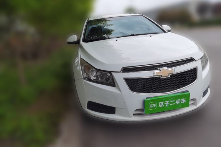Used Chevrolet Cruze 2010 1.6L SL Grand Touring Edition MT Front Right 45 Deg