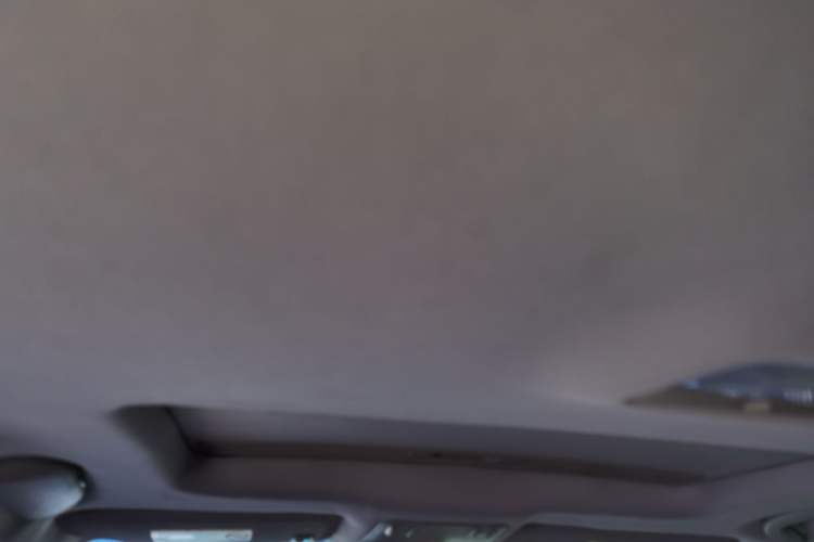 Used Chevrolet Cruze 2010 1.6L SL Grand Touring Edition MT Headliner