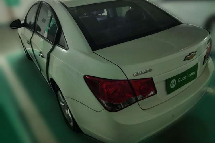 Used Chevrolet Cruze 2010 1.6L SL Grand Touring Edition MT Rear Left 45 Deg