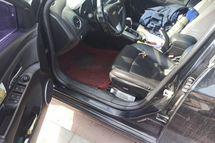 Used Chevrolet Cruze 2011 1.8L SX Automatic Transmission Driver Seat