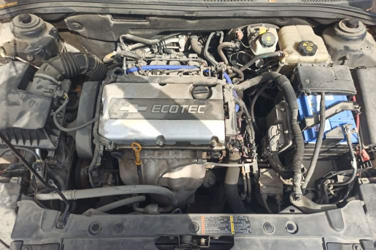 Used Chevrolet Cruze 2011 1.8L SX Automatic Transmission Engine Bay