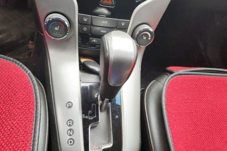 Used Chevrolet Cruze 2011 1.8L SX Automatic Transmission Gear Lever
