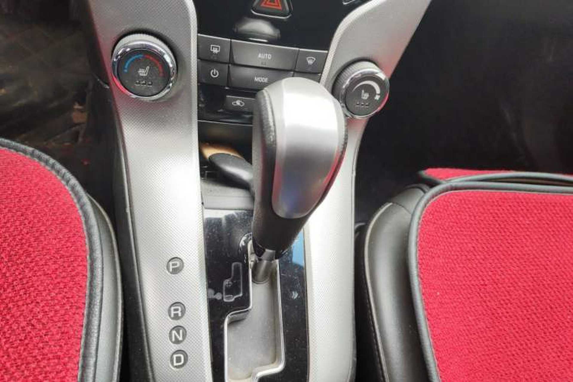 Used Chevrolet Cruze 2011 1.8L SX Automatic Transmission Gear Lever