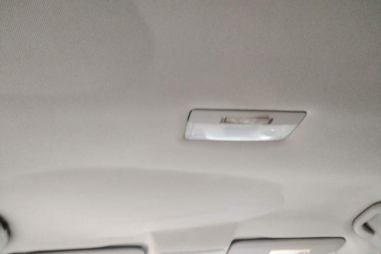 Used Chevrolet Cruze 2011 1.6L SL MT Headliner