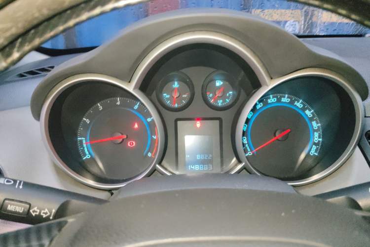 Used Chevrolet Cruze 2011 1.6L SL Grand Touring Edition Automatic Instrument Cluster